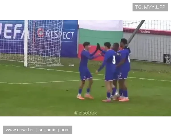 曼加拉伤缺里昂中场,替补球员攻防贡献度受关注